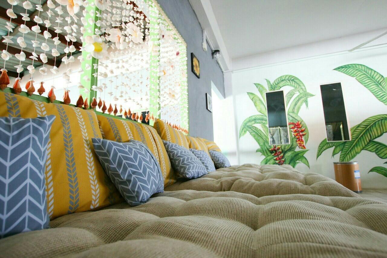 I Na Seaview Hostel Rayong Ngoại thất bức ảnh