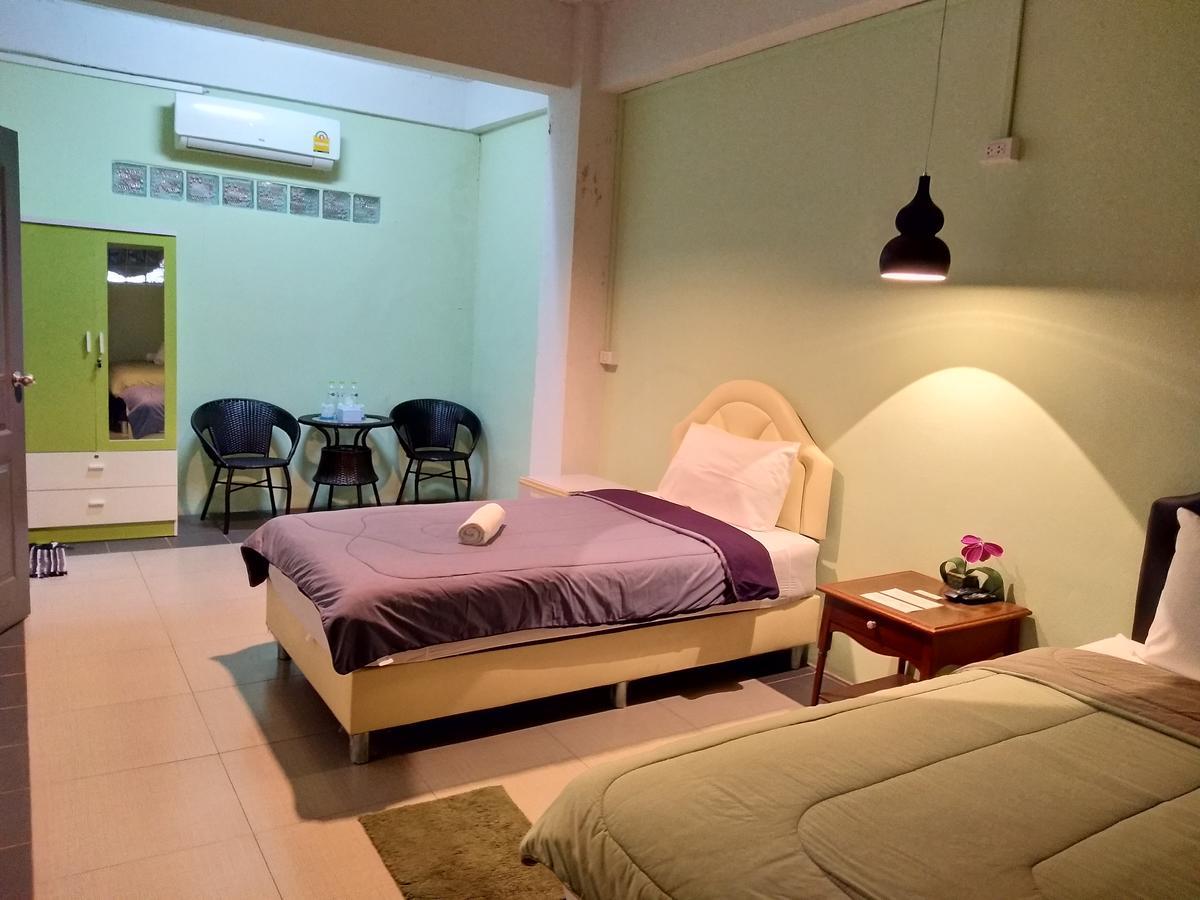 I Na Seaview Hostel Rayong Ngoại thất bức ảnh